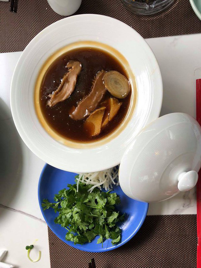 Tiết lộ thực đơn bữa trưa tại Hà Nội của đoàn nữ ca sỹ quyền lực nhất Triều Tiên