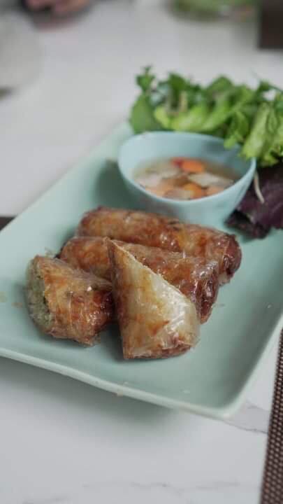 Tiết lộ thực đơn bữa trưa tại Hà Nội của đoàn nữ ca sỹ quyền lực nhất Triều Tiên