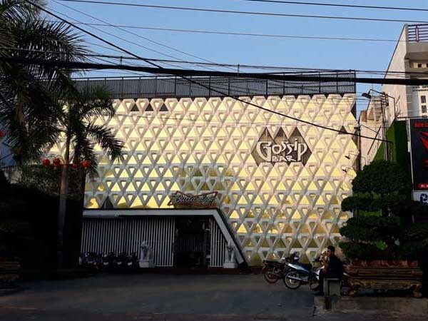 Kiểm tra quán bar, phát hiện 95 người dương tính với ma túy