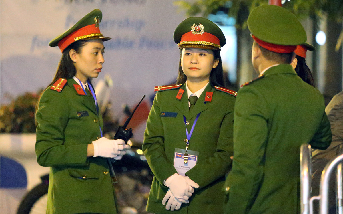 Những bóng hồng tham gia bảo vệ thượng đỉnh Mỹ - Triều