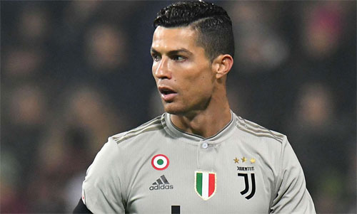 Ibra: Ronaldo đừng coi sang Juventus là một thách thức
