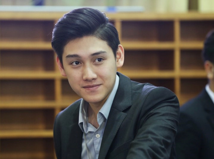 9X đẹp trai, cao 1,82 m phục vụ cho Hội nghị thượng đỉnh Mỹ - Triều