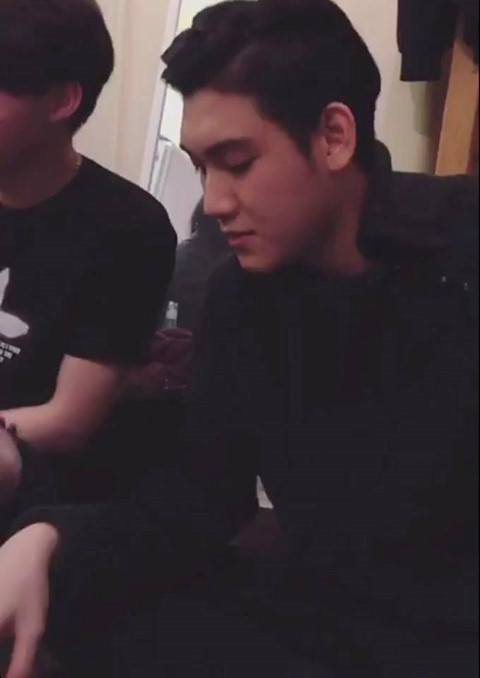 9X đẹp trai, cao 1,82 m phục vụ cho Hội nghị thượng đỉnh Mỹ - Triều