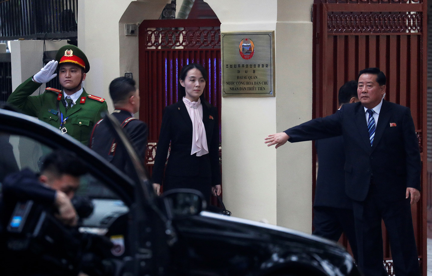 Em gái lãnh đạo Kim Jong Un nổi bật trong chuyến thăm tại Hà Nội