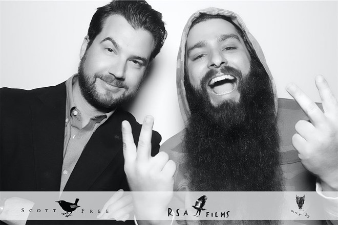 Đạo diễn Kong sống ra sao tại Mỹ sau vụ bị hành hung ở Việt Nam?