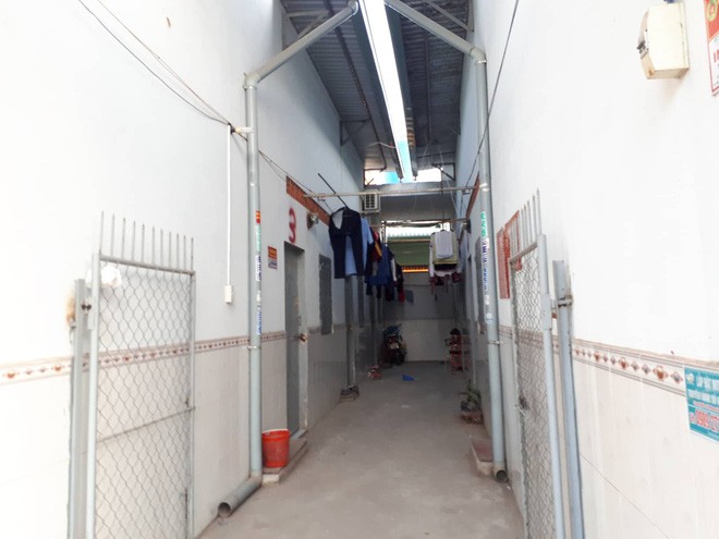 Vụ vào nhà tắm ra phát hiện con 20 ngày tuổi biến mất: Mẹ khóc nức nở mong sớm tìm được con