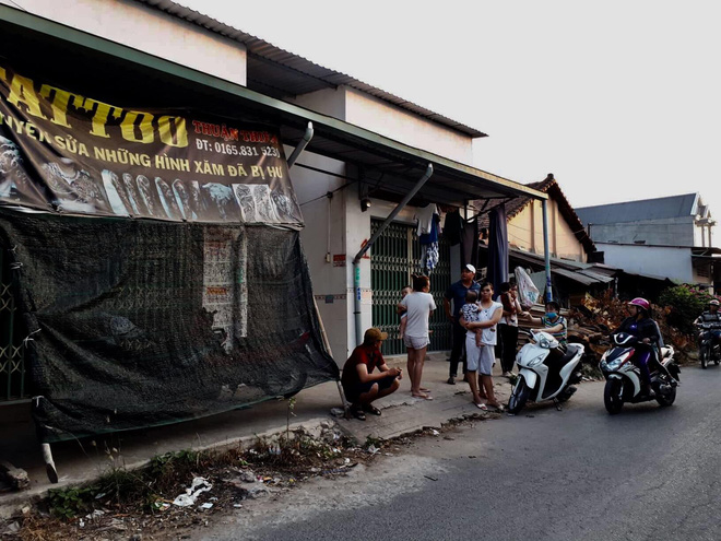 Vụ vào nhà tắm ra phát hiện con 20 ngày tuổi biến mất: Mẹ khóc nức nở mong sớm tìm được con