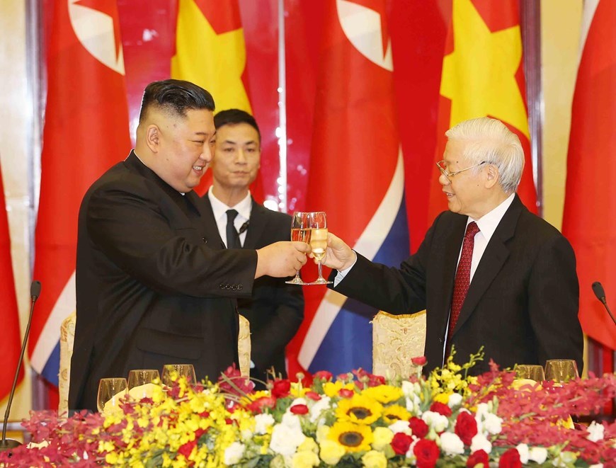 Tổng bí thư, Chủ tịch nước mở tiệc chiêu đãi Chủ tịch Kim Jong-un