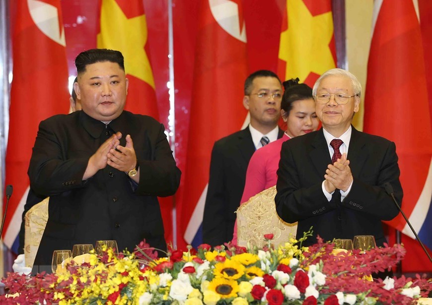 Tổng bí thư, Chủ tịch nước mở tiệc chiêu đãi Chủ tịch Kim Jong-un