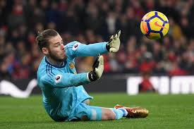 Vì Solskjaer và... tiền, De Gea ra quyết định về tương lai với M.U