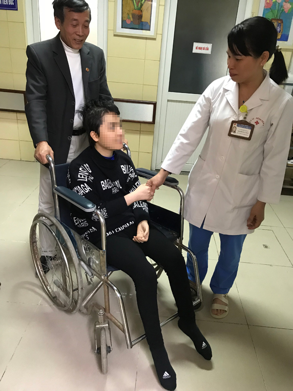 Ra nhiều máu, cô gái trẻ phát hiện ung thư nhau thai di căn khắp người