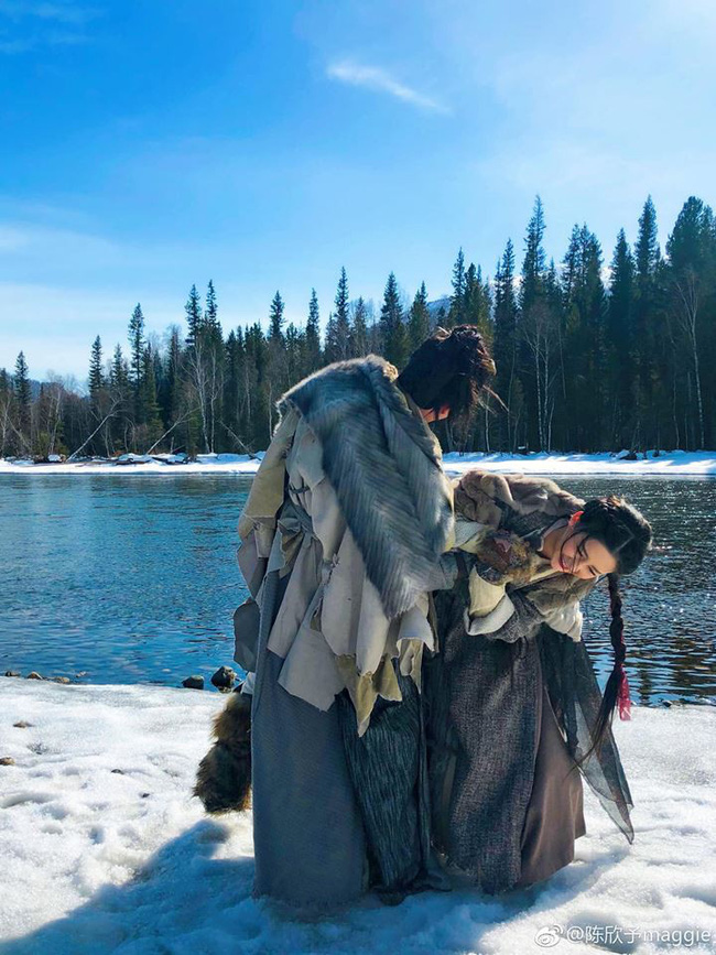 Tân Ỷ thiên đại náo Weibo: Sau 1 đêm mà Chu Chỉ Nhược xinh như mộng, Diệt Tuyệt sư thái đồng loạt lọt top tìm kiếm