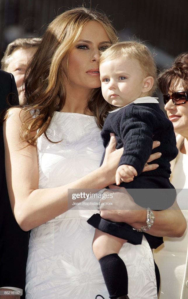 Cậu út nhà Tổng thống Donald Trump: Vẻ ngoài sáng láng như tài tử, gu thời trang chỉn chu lịch lãm ngay từ khi còn nhỏ xíu