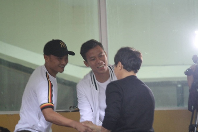 Bùi Tiến Dũng chơi xuất thần, Viettel hạ Thanh Hóa đầy kịch tích tại Hàng Đẫy