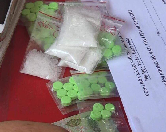 Nhóm buôn ma túy ở Bình Dương luôn thủ sẵn hàng nóng