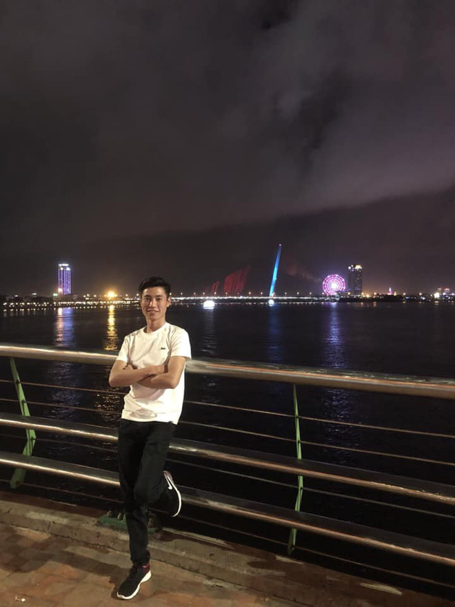 Thanh niên Hà Nội kể chuyện tìm thấy chân ái ở Đà Nẵng nhờ 1 bình luận dạo làm FA sục sôi: Bao giờ tới lượt mình?