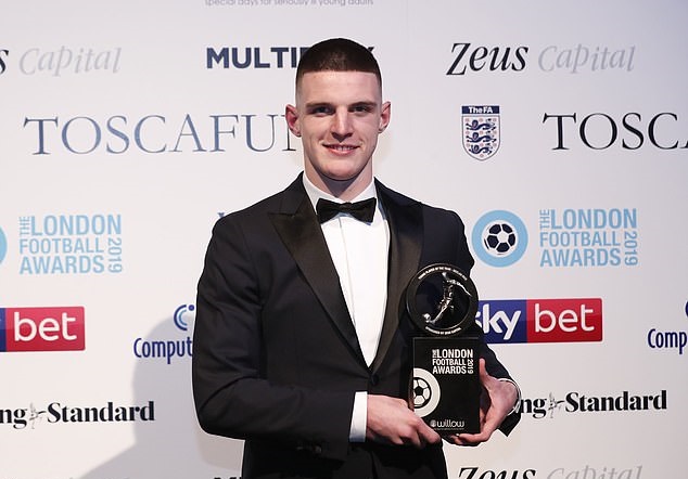 Vượt mặt Kane và Aubameyang, Son Heung-min giành giải cầu thủ hay nhất năm của London