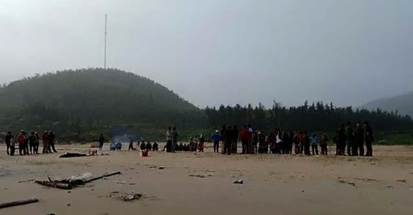 Hai cha con rơi xuống biển: Đã tìm thấy thi thể người con sau 4 ngày mất tích