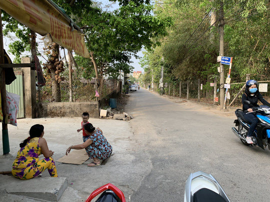 Mẹ giao con 20 ngày tuổi cho người khác nuôi rồi dựng chuyện bị bắt cóc