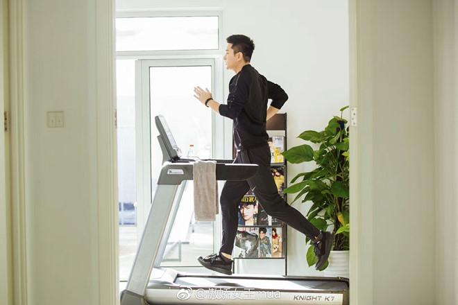 Giả Nãi Lượng sống cô độc sau khi vợ Lý Tiểu Lộ ngoại tình với đàn em