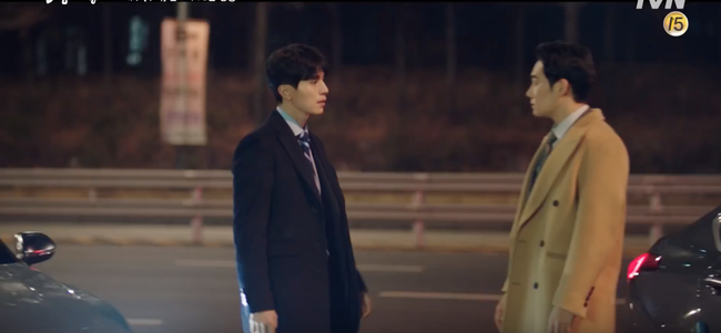 Chạm đến trái tim: Lee Dong Wook chính thức đụng độ với tình địch vừa giàu vừa chảnh