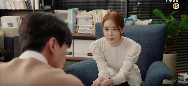 Chạm đến trái tim: Lee Dong Wook chính thức đụng độ với tình địch vừa giàu vừa chảnh