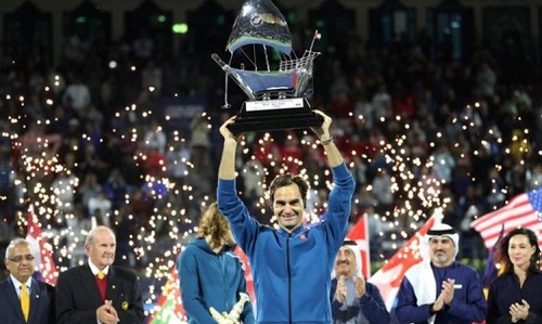 Federer đoạt danh hiệu ATP thứ 100