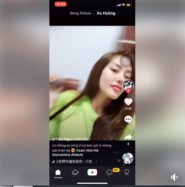 Bị Lý Phương Châu coi như không tồn tại, Linh Chi không phản pháo ngoa ngoắt như mọi lần nhưng vẫn cố nói thêm câu này