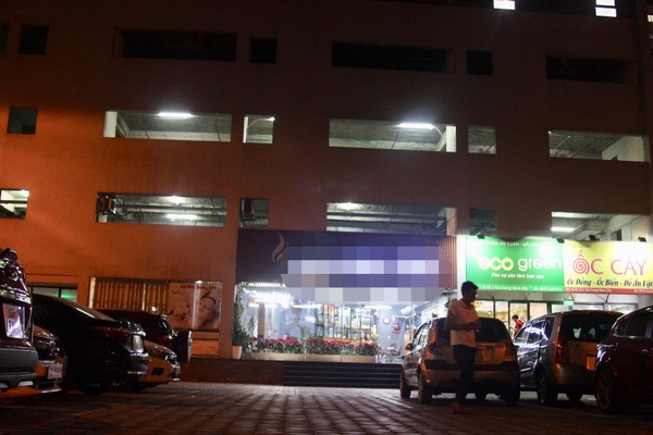 Hé lộ nguyên nhân bé trai 4 tuổi rơi từ cửa sổ tầng 3 chung cư xuống đất tử vong thương tâm