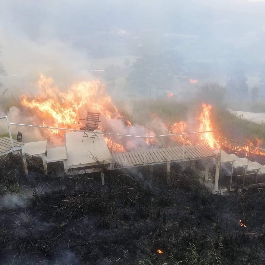 Homestay nổi tiếng nhất nhì ở Đà Lạt bị cháy lớn, nhiều du khách hoảng loạn