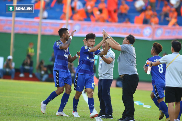 HLV Đà Nẵng thừa nhận Hà Đức Chinh khó cạnh tranh suất đá chính ở U23 Việt Nam