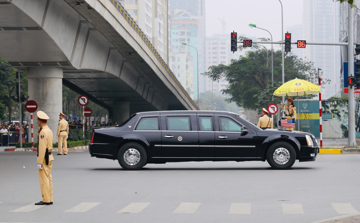 Những mẫu xế khủng phục vụ Trump - Kim khi ở Việt Nam