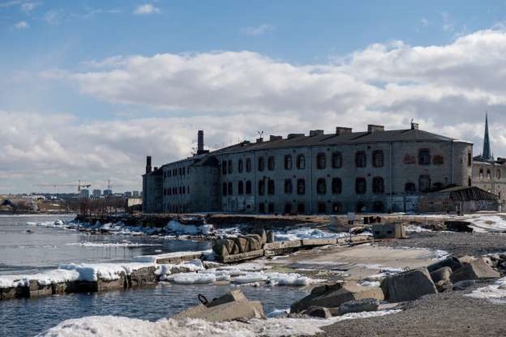 Ảnh: Rợn người những nhà tù bị bỏ hoang như trong phim kinh dị