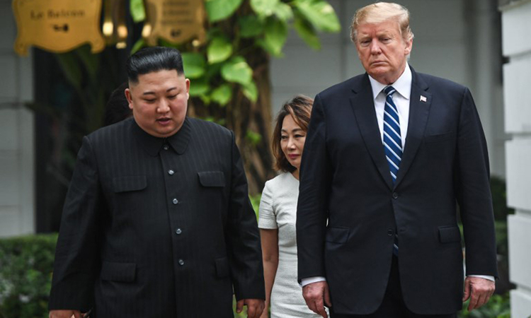 Trump nói vụ điều trần cựu luật sư khiến ông sớm rời hội nghị với Kim Jong-un