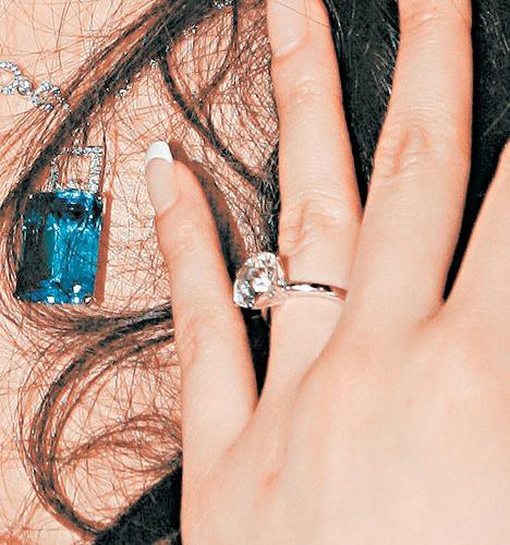 Chiến lược làm vợ tài phiệt kéo dài 20 năm và cái kết bị mang danh máy đẻ của cô dâu bạc tỷ châu Á