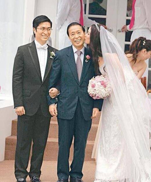 Chiến lược làm vợ tài phiệt kéo dài 20 năm và cái kết bị mang danh máy đẻ của cô dâu bạc tỷ châu Á