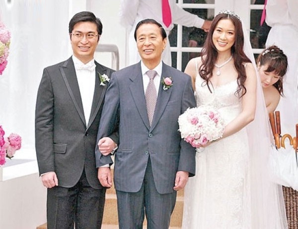 Chiến lược làm vợ tài phiệt kéo dài 20 năm và cái kết bị mang danh máy đẻ của cô dâu bạc tỷ châu Á