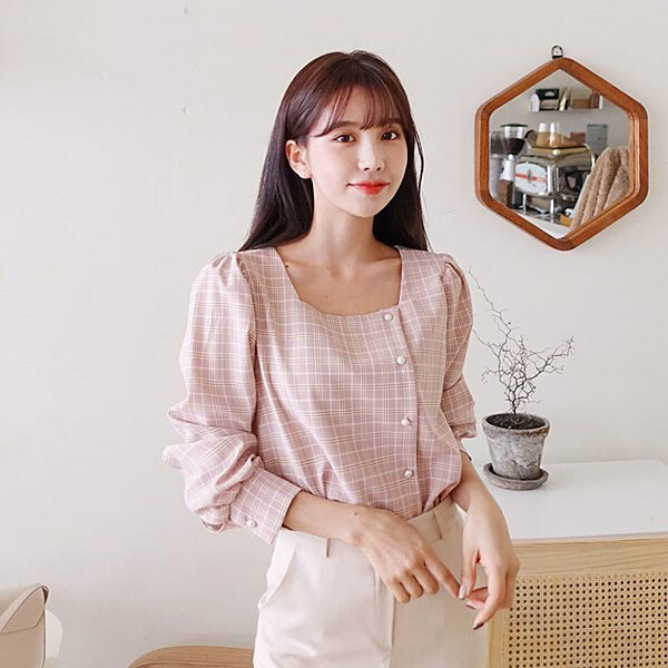 Để thực hiện cú lột xác ngoạn mục cho phong cách công sở vốn tẻ nhạt, bạn hãy thử áp dụng 4 tips sau