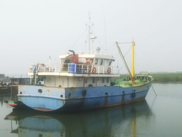 Hà Tĩnh: Tàu lớn 16 tỷ ôm bờ, ông chủ thắt ruột trả lãi 150 triệu/tháng