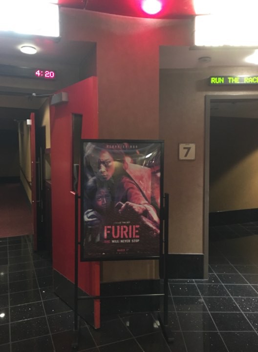 Phóng viên Việt Nam cập nhật từ Mỹ: Những phản ứng bất ngờ của khán giả!