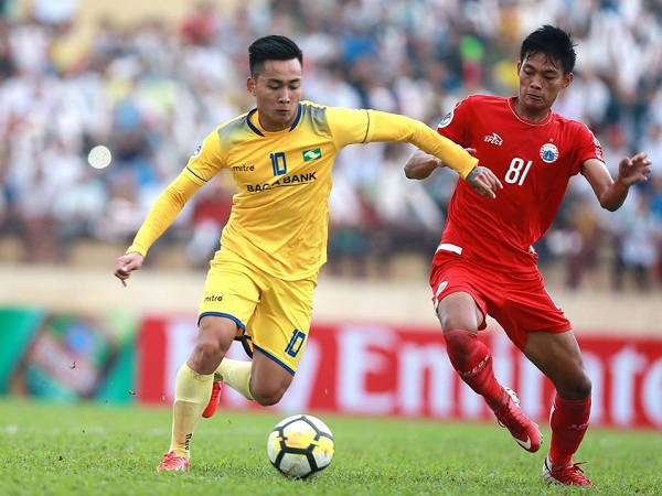 Sau Phan Văn Đức, SLNA tiếp tục mất thêm một cựu tuyển thủ U23 khác vì chấn thương đầu gối