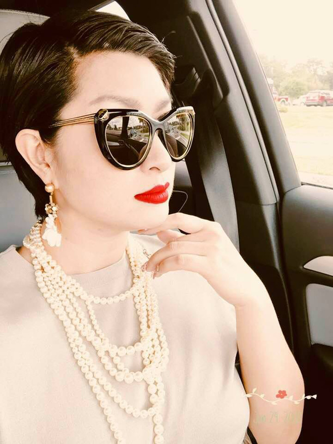 Nhan sắc rạng rỡ của nữ ca sĩ vừa trở về Việt Nam sau 15 năm biệt xứ vì scandal ảnh nóng