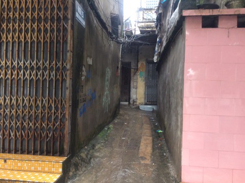 Vụ thầy cúng truy sát cả nhà hàng xóm: Nạn nhân 79 tuổi tỉnh dậy khóc nấc khi biết vợ, con đã chết