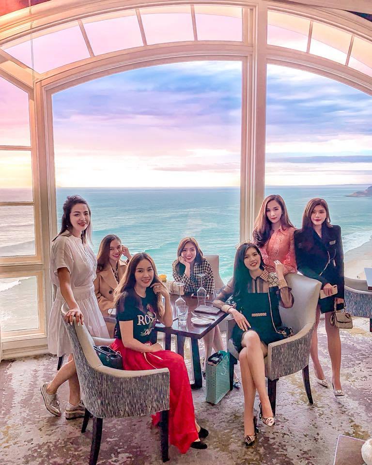 Con gái đại gia Việt buôn siêu xe và cuộc sống xa hoa ở Mỹ