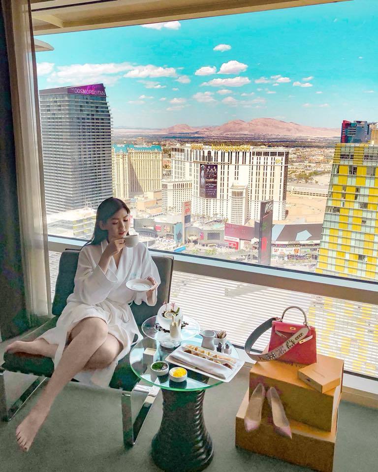 Con gái đại gia Việt buôn siêu xe và cuộc sống xa hoa ở Mỹ