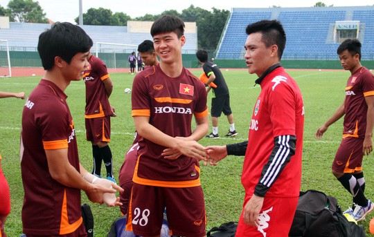 Rộ tin David Beckham sang Việt Nam vào ngày 9/3, đụng độ Công Vinh, Duy Mạnh trên sân cỏ