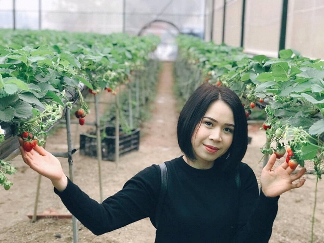 Vợ Mạnh Trường khẩu chiến với nữ diễn viên trẻ: Em sủa bậy nhiều quá, đến lúc phải khoá mõm em vào thôi