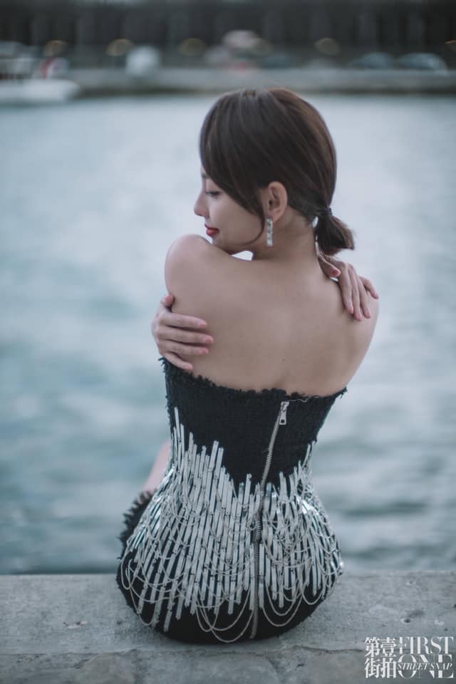 Không hổ danh là mỹ nhân đẹp nhất Diên Hi, Trương Gia Nghê hút mọi ánh nhìn tại Tuần lễ thời trang Paris