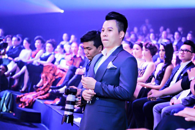 Vũ Khắc Tiệp hé lộ chuyện Hoài Linh gọi điện xin vé, tiết mục Hà Hồ múa cột bị cắt bỏ