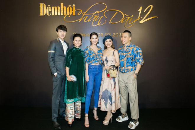 Vũ Khắc Tiệp hé lộ chuyện Hoài Linh gọi điện xin vé, tiết mục Hà Hồ múa cột bị cắt bỏ